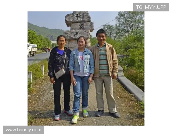 廖秋云又换豪车了，邻居都说这车开得太不像话！