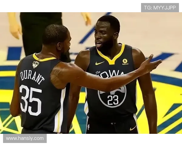 格林挡拆为库里制造空间，防守影响力较上季提升